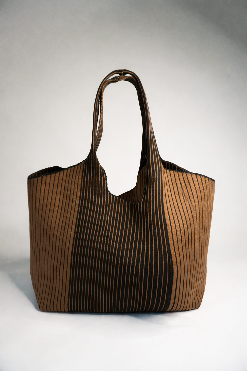 Brown Everyday Tote A Bag Concept