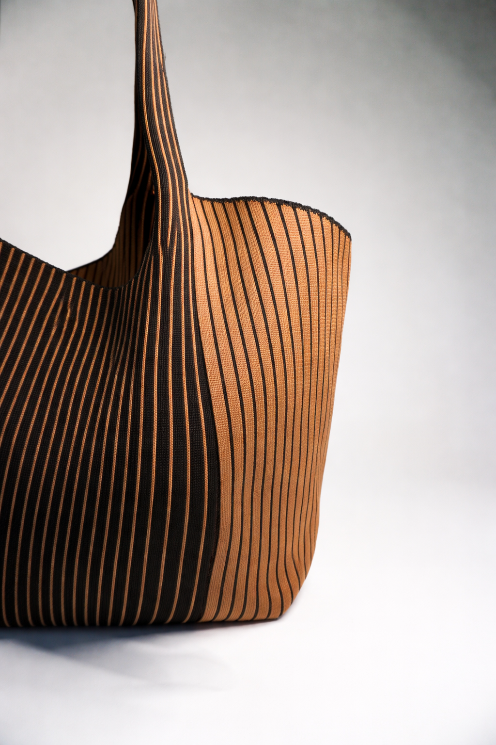 Brown Everyday Tote A Bag Concept