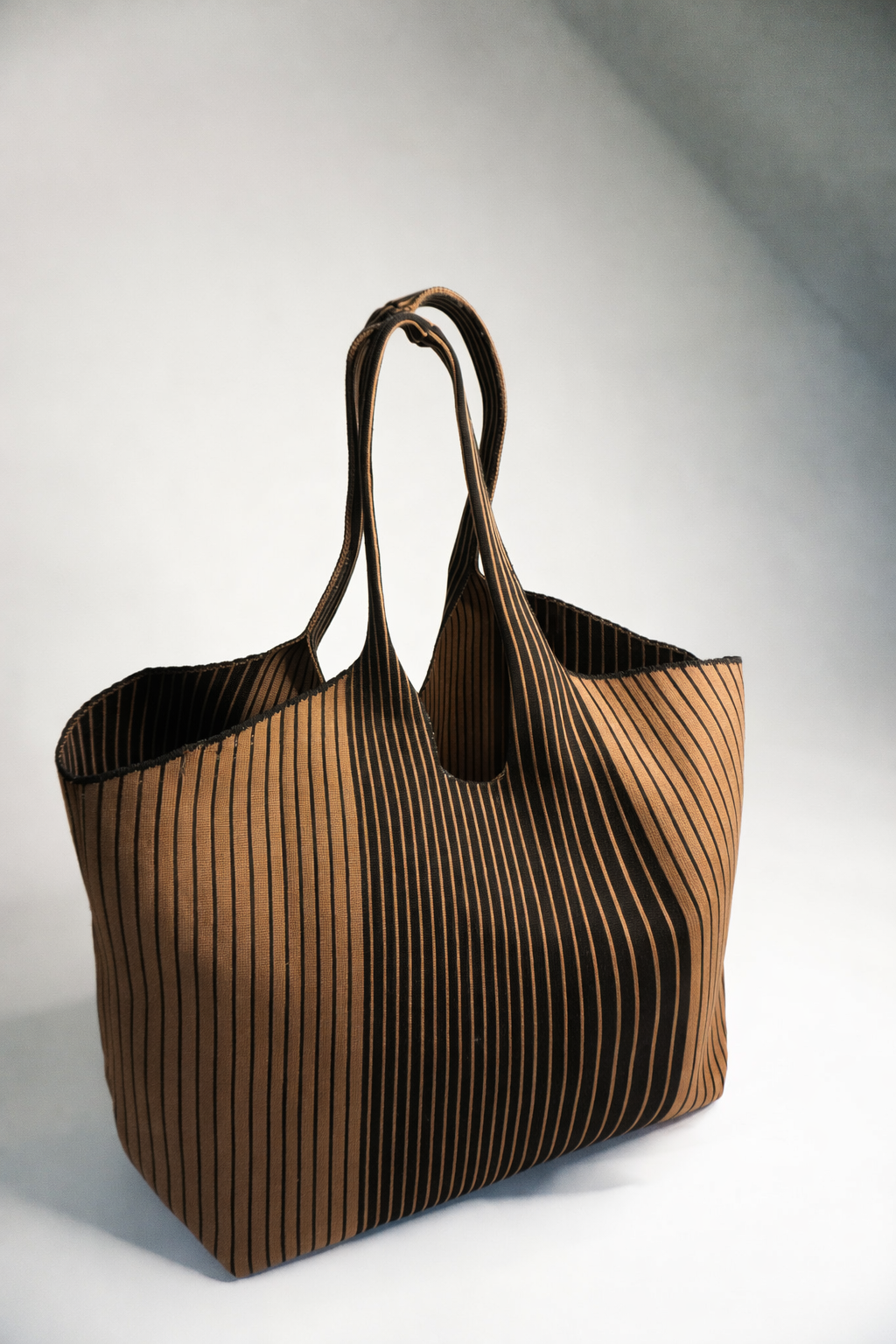 Brown Everyday Tote A Bag Concept