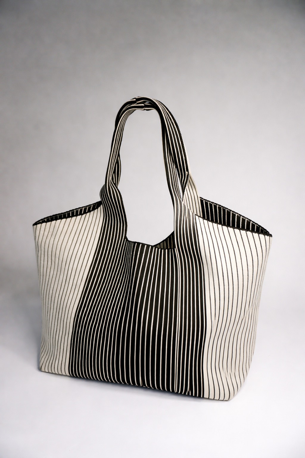 White Everyday Tote A Bag Concept