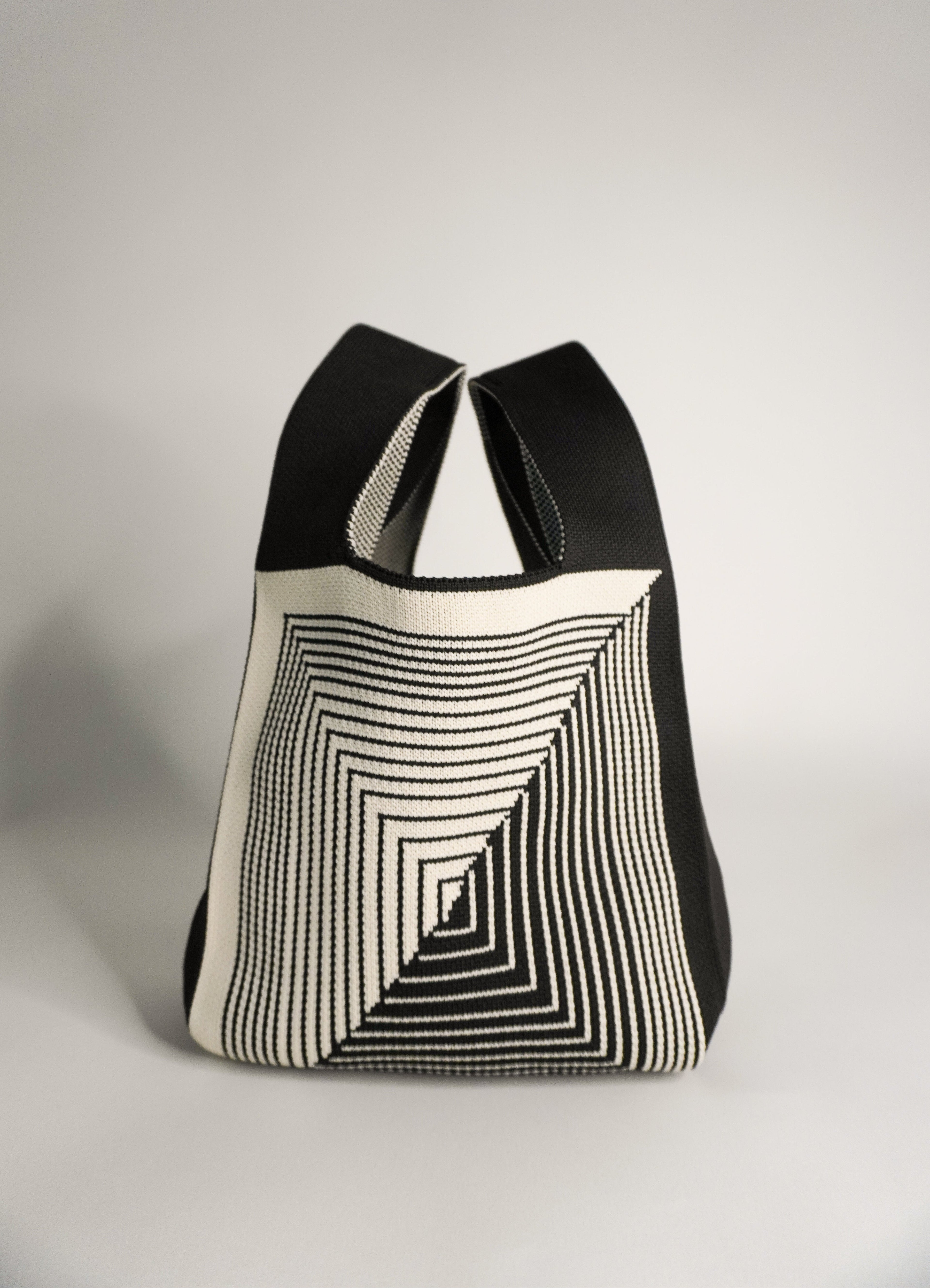 Labyrinth Black Handbag A Bag Concept