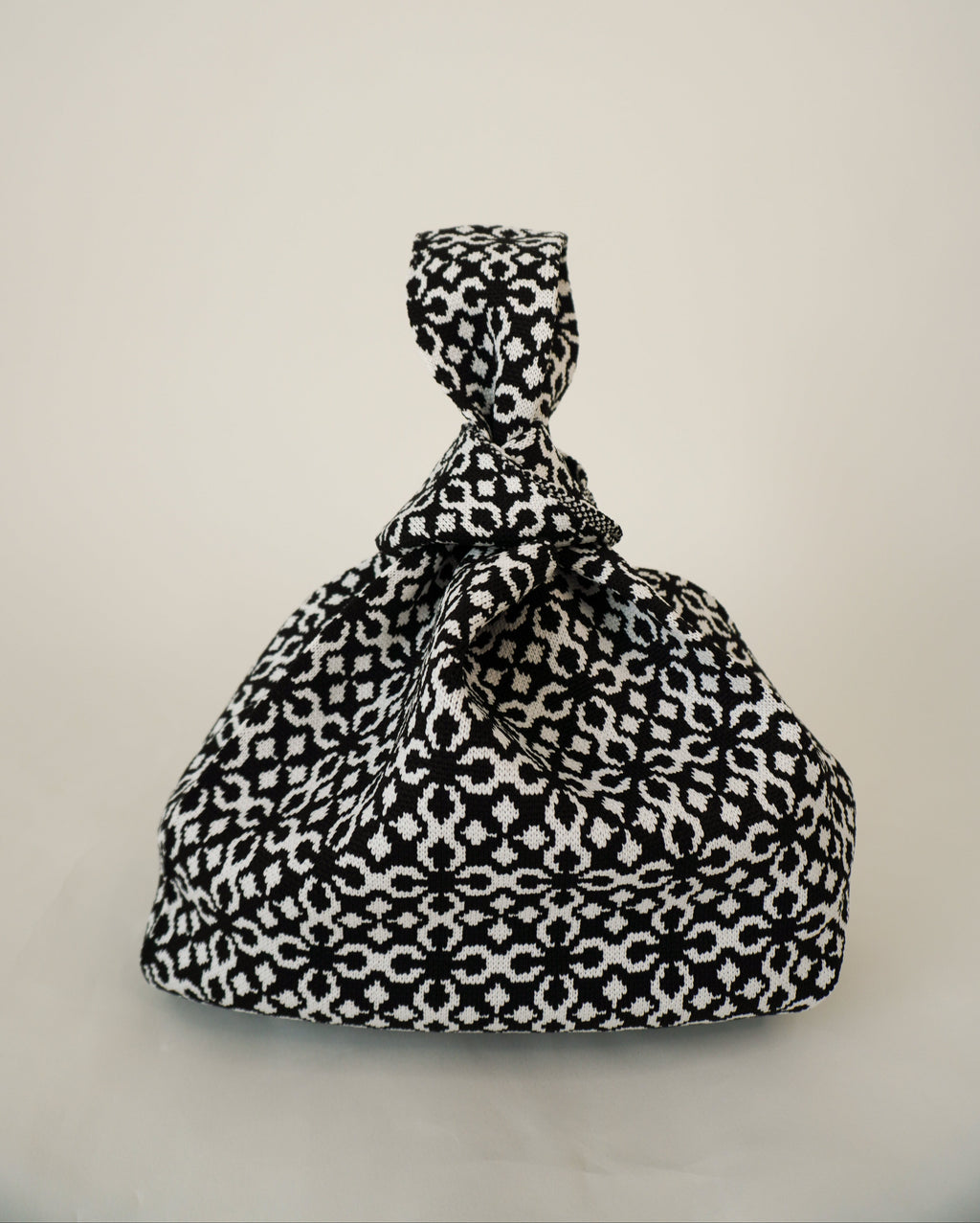 Black Solitaire Handbag A Bag Concept