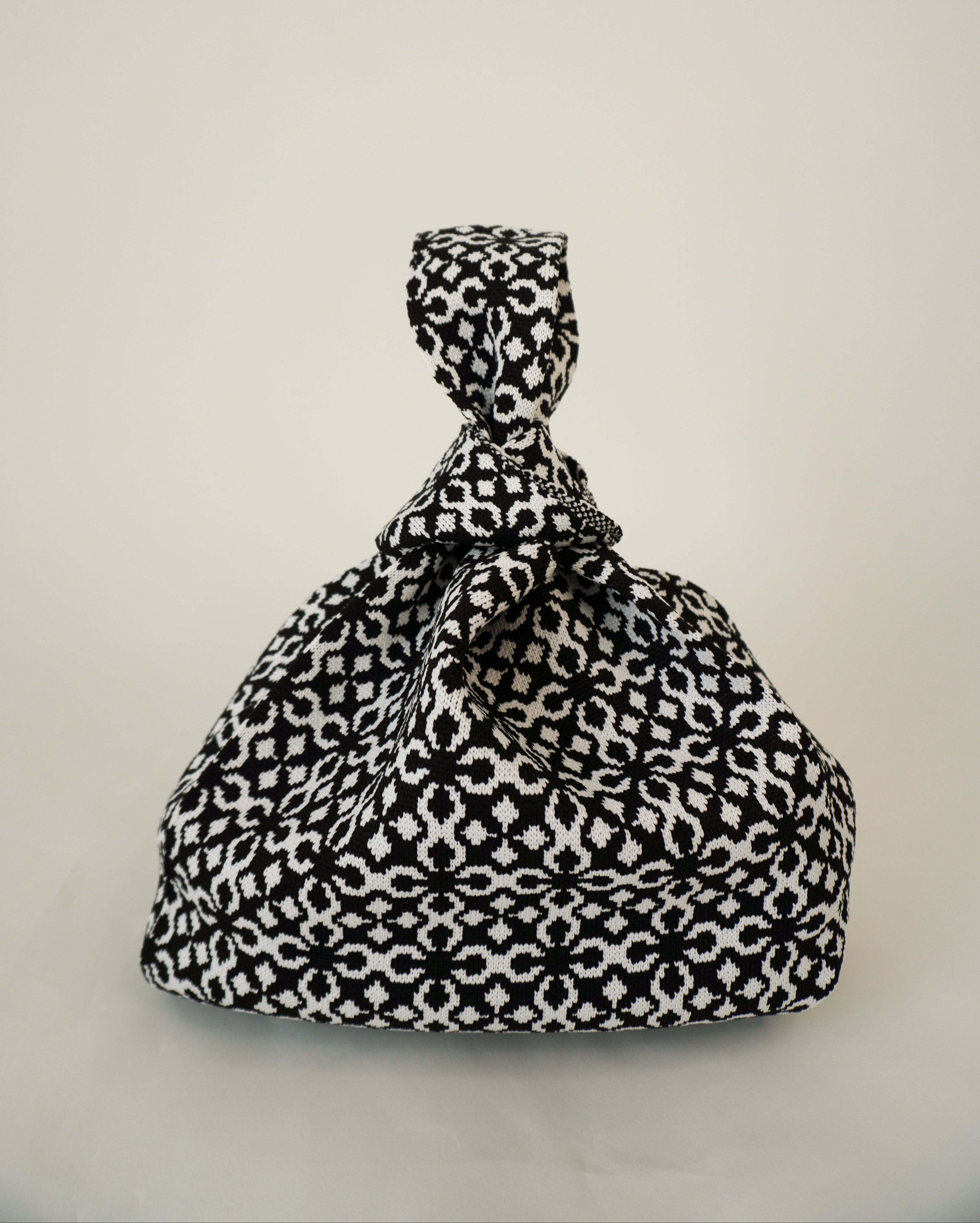 Black Solitaire Handbag A Bag Concept