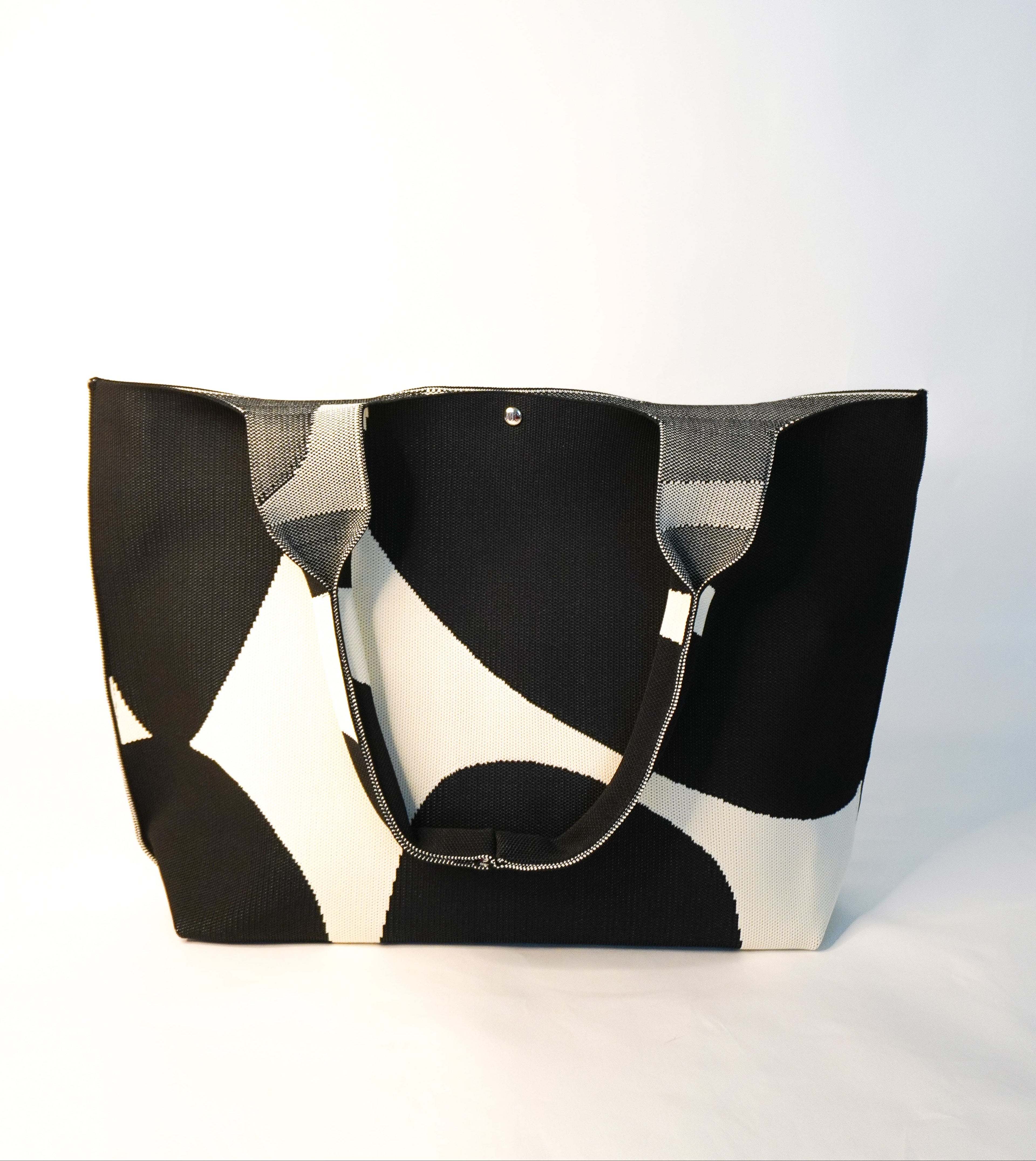 MOOdy Black Signature Tote A Bag Concept