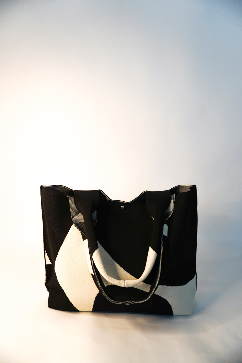 MOOdy Black Signature Tote A Bag Concept