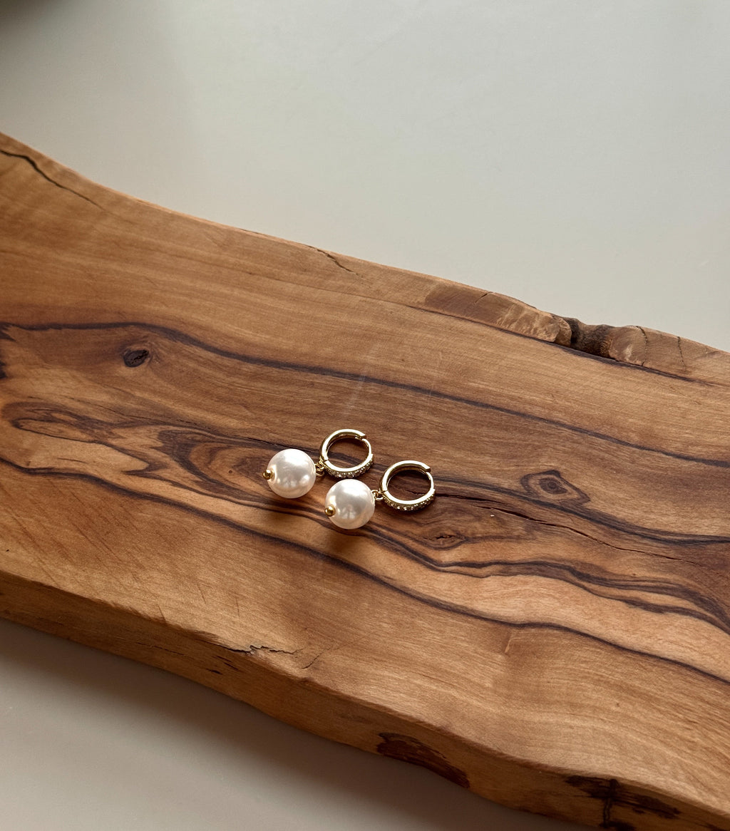 Ivy Earrings Ostella Shells