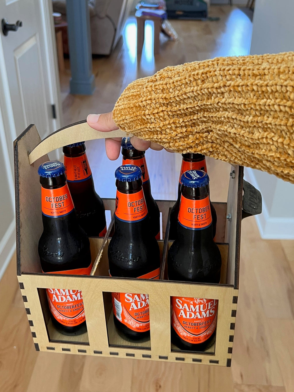 Beer Caddy AVEL Woodworking
