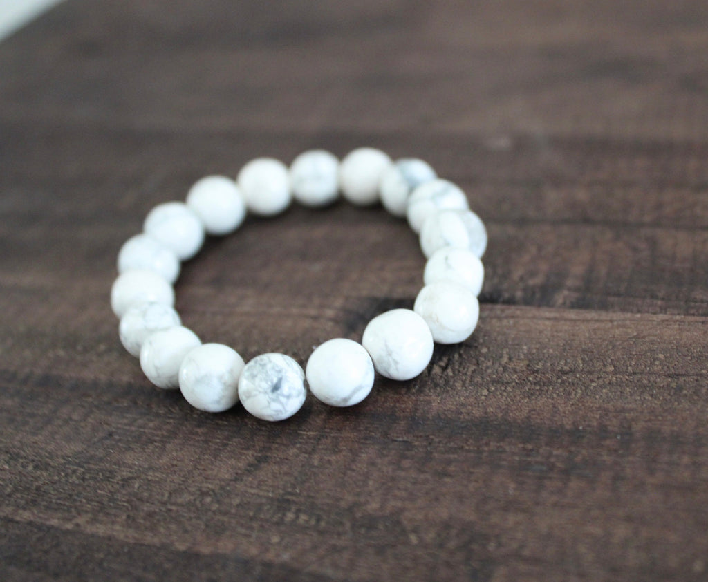 Howlite beaded bracelet
