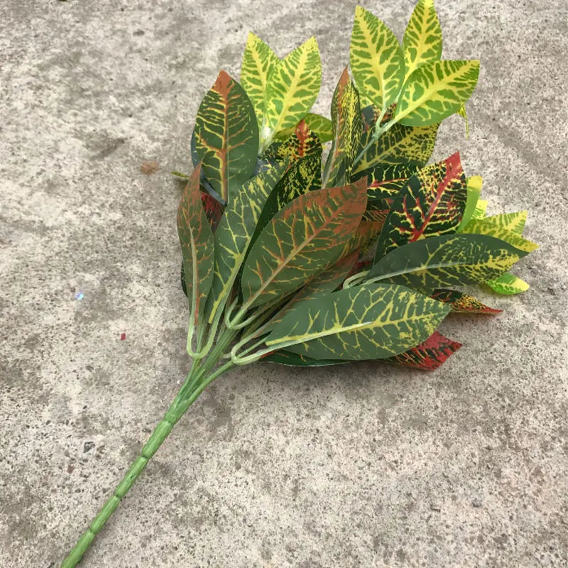 Dlight Decor 33cm Tropical Plant with Codiaeum and Scindapsus Leaves Dlight Decor