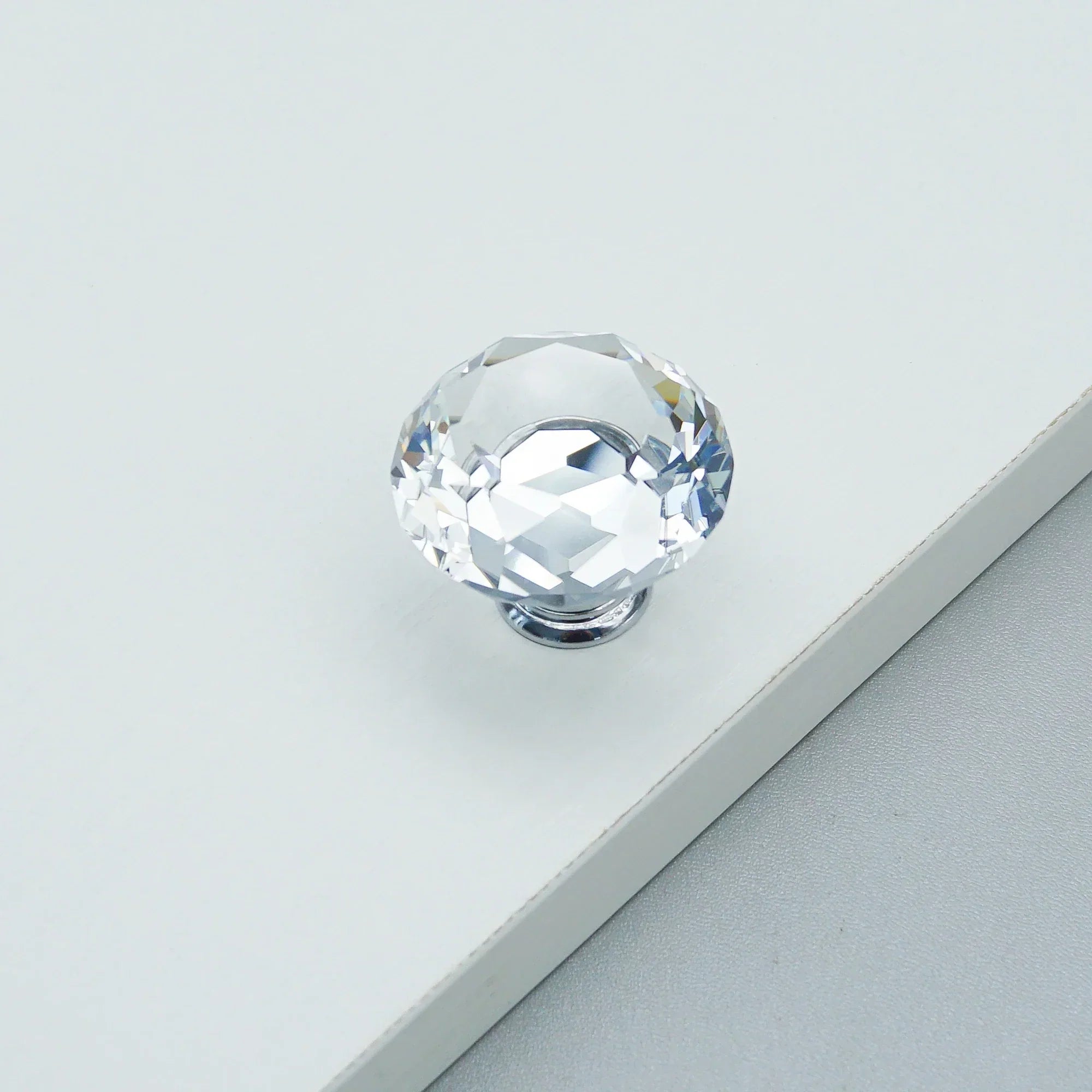 Luxury Gold Chrome Cabinet Handles – Modern Zinc Alloy and Crystal Glass Drawer Knobs for Wardrobes and Dressers Dlight Decor