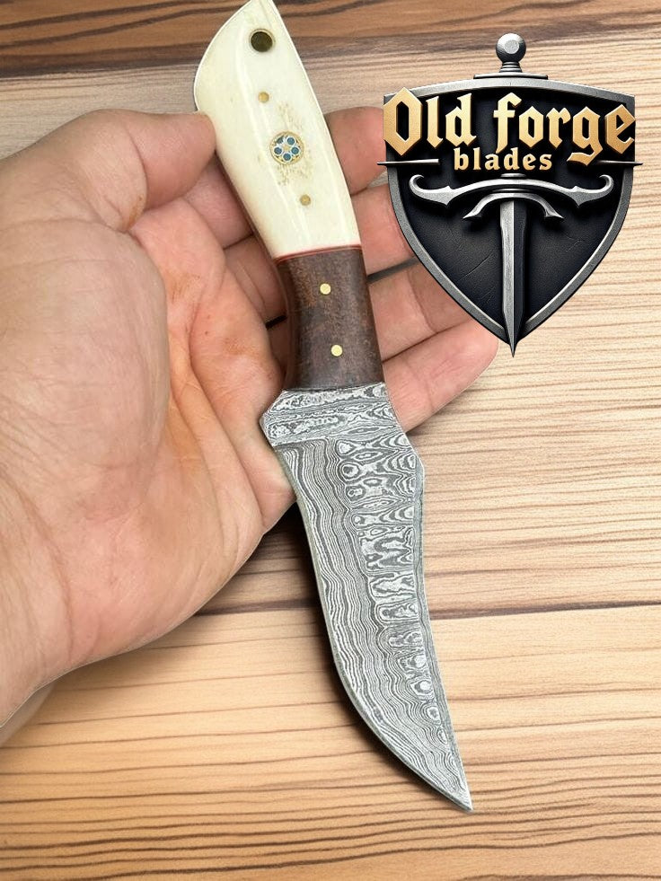 Custom Handmade Deer Knives – Damascus Hunting Skinning Knife OLD FORGE BLADES