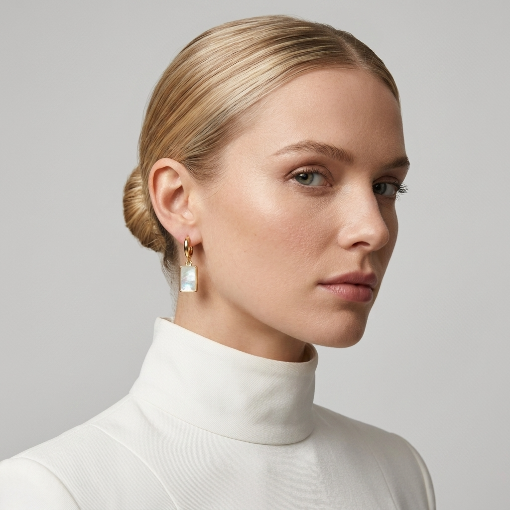 Blaire Earrings Ostella Shells