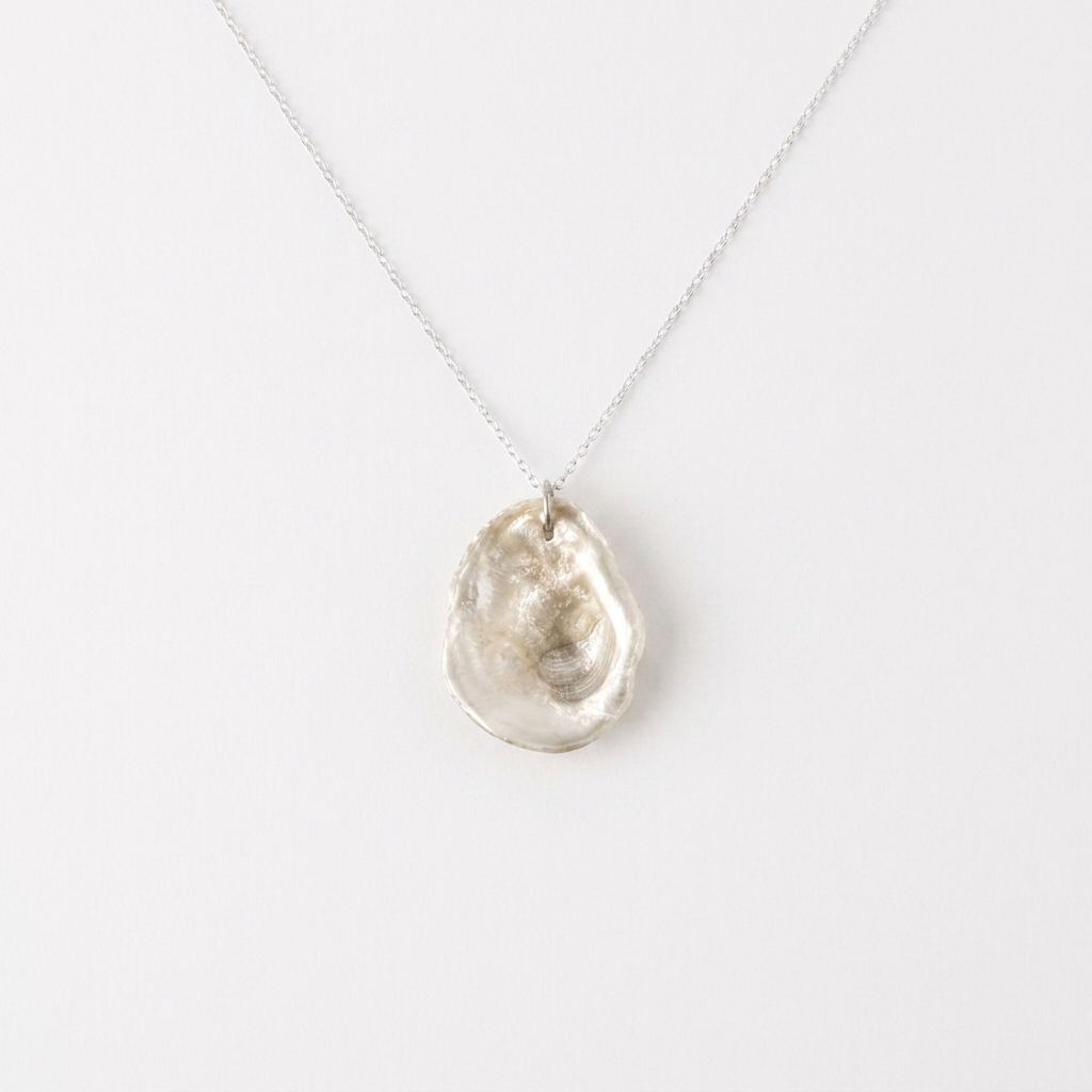 Ofelia Pendant Necklace Ostella Shells