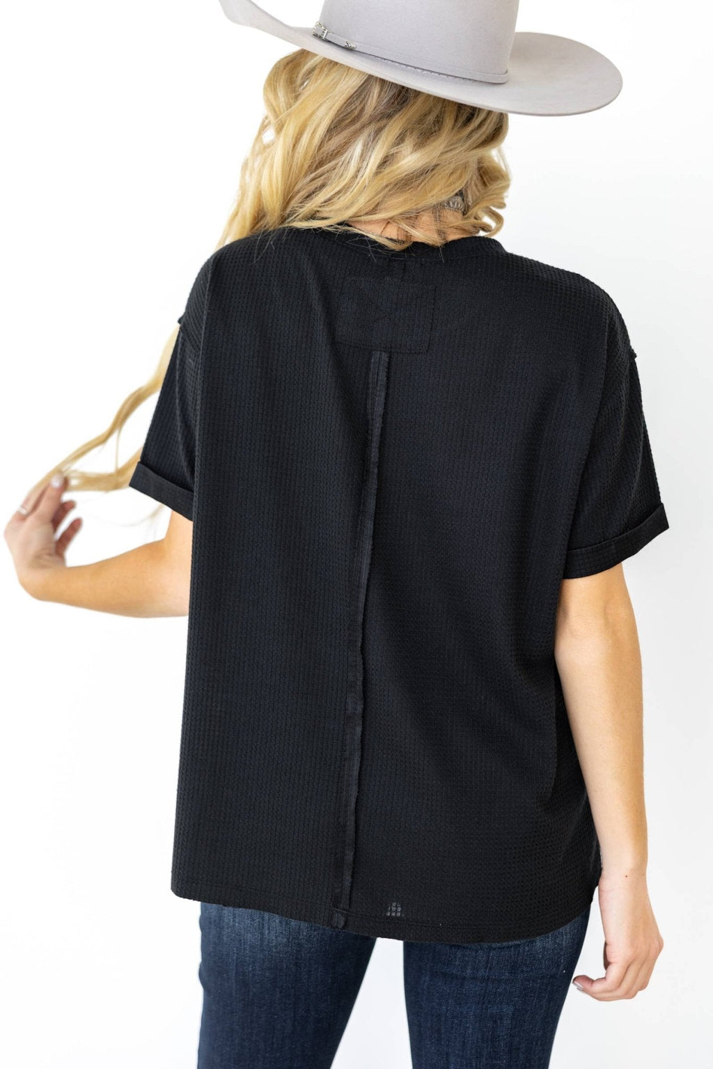 Andrée by Unit "Santa Anna" Two-Tone Short Sleeve Textured Western Top — Stretchy Knit with Raw-Edged Back Patch (5 Colors) Cowhide and Conchos